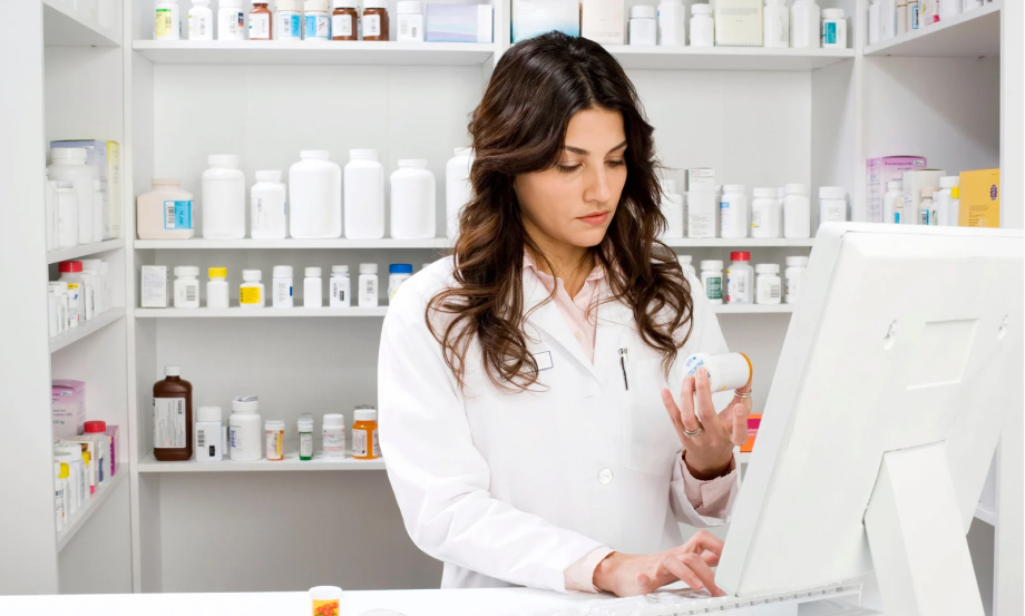 Pharmacists-img